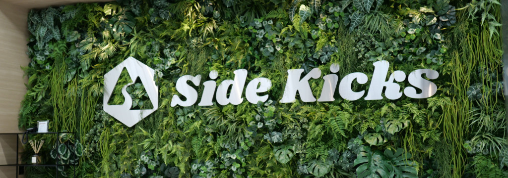 SideKicks株式会社のカバーイメージ