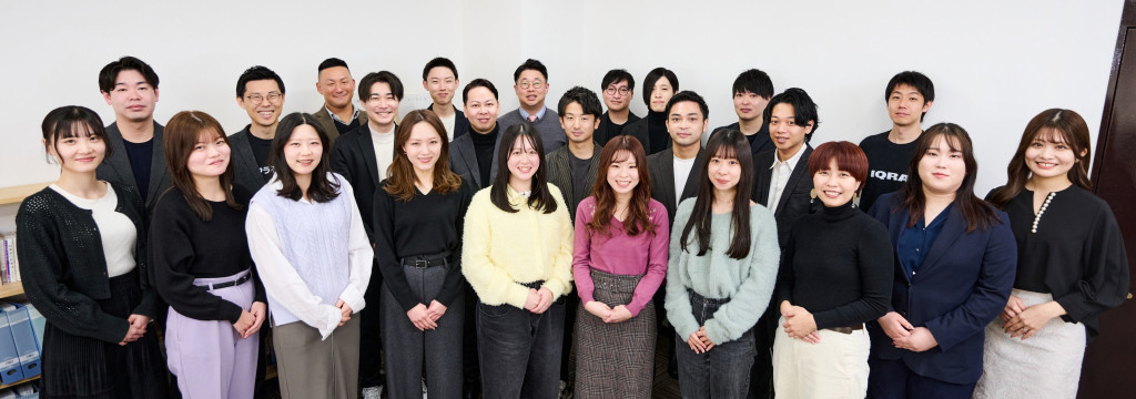 イクラ株式会社の大阪【役員直下｜IT×不動産】SNS動画制作・Web運用担当｜最新AI活用スキルとWebマーケティングの実務を学べるのカバー画像