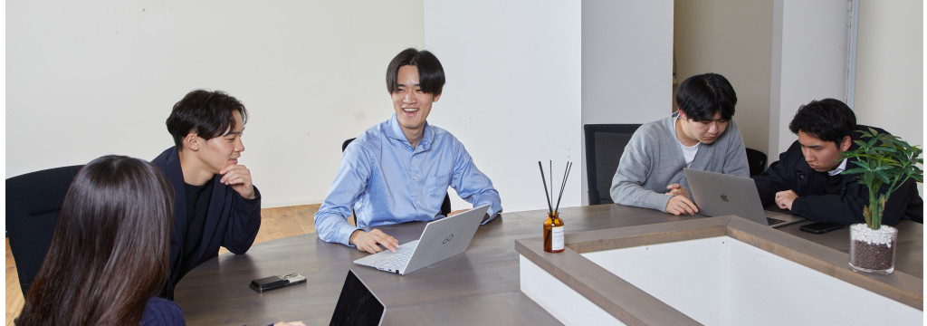 株式会社Whole Personsの【プロダクトを創れるエンジニアへ】AIで企業課題を解決する長期インターンのカバー画像