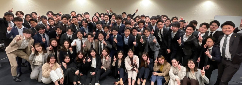 Frontier Groupの◤学生だけで事業運営❗❗◢　挑戦も責任も、全部学生だけで担う。だから圧倒的に伸びる！　Frontier Group（渋谷支社）の長期・有給インターンシップのカバー画像