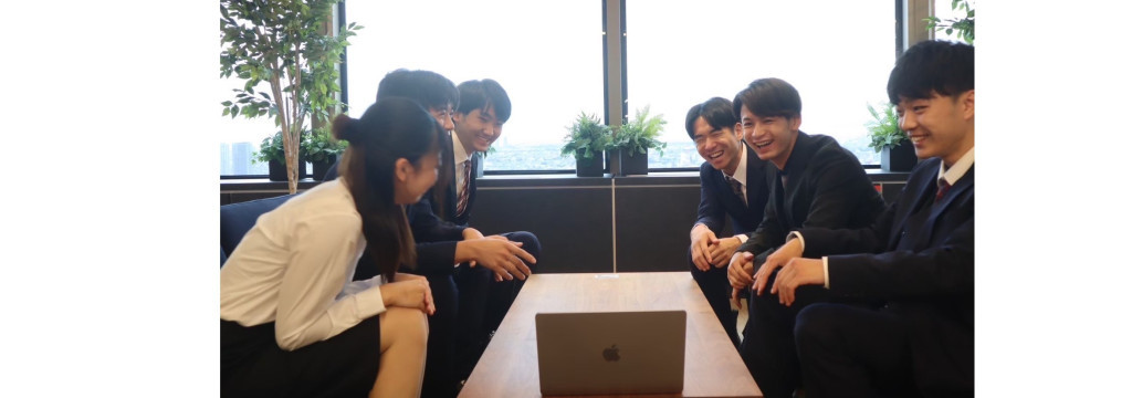 株式会社DRAFTの◤未経験大歓迎!/ 渋谷◢ 元キーエンストップの社長監修!充実した研修プログラムで営業インターンに挑戦!【土日出勤OK!】充実した研修/ ビジネス経験 ~実際に使用した卒業生のガクチカ載ってます~のカバー画像