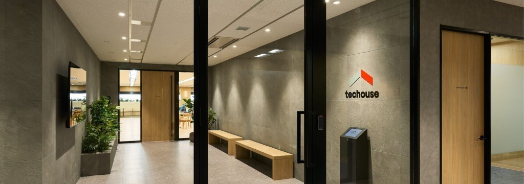 株式会社Techouseの【未経験歓迎】開発の全工程を任せるエンジニア内定直結型長期インターンのカバー画像