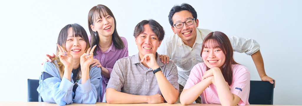 株式会社コンフィデンス・インターワークスの【東証上場グループ×早期選考優遇ルートあり】未経験から一生モノの営業力を習得！人材×エンタメ業界で「キャリアの安定」と「圧倒的成長」を両立｜交通費全額支給／大手企業への内定実績のカバー画像